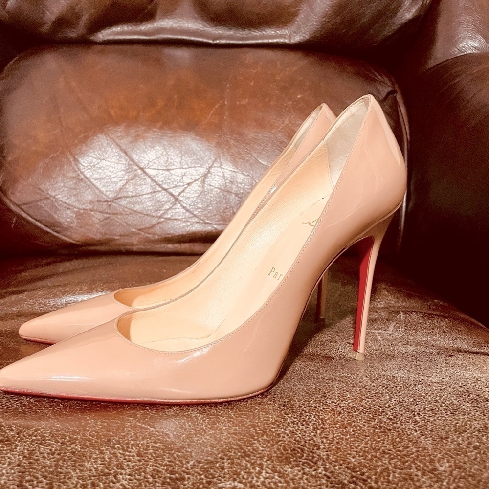 Christian Louboutin So Kate’s in 120mm. Dusty Nude Tan pink Patent  EU39,